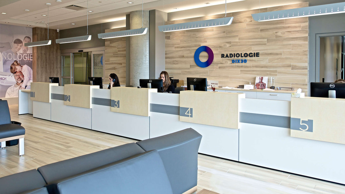 Radiologie dix 30 reception Brossard